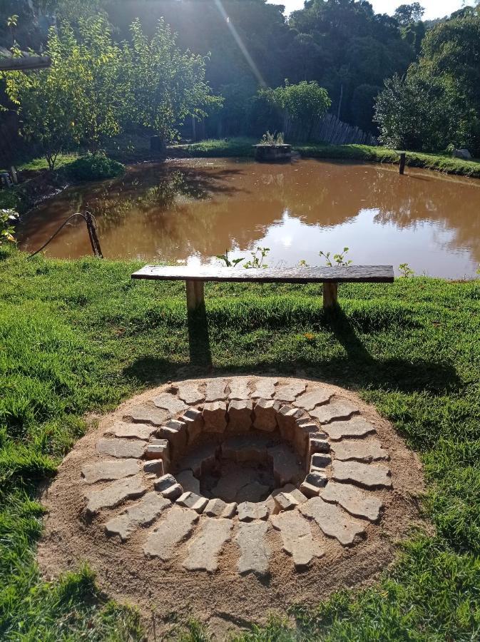 Chacara Recanto Das Pedras Para 8 Pessoas سيرا نيجرا المظهر الخارجي الصورة
